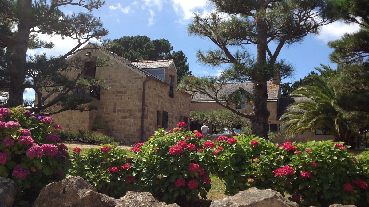 Tregastel Apartment | LINOTTE" rental, Trégastel, sea, beach 100 m away, promenade, Côte