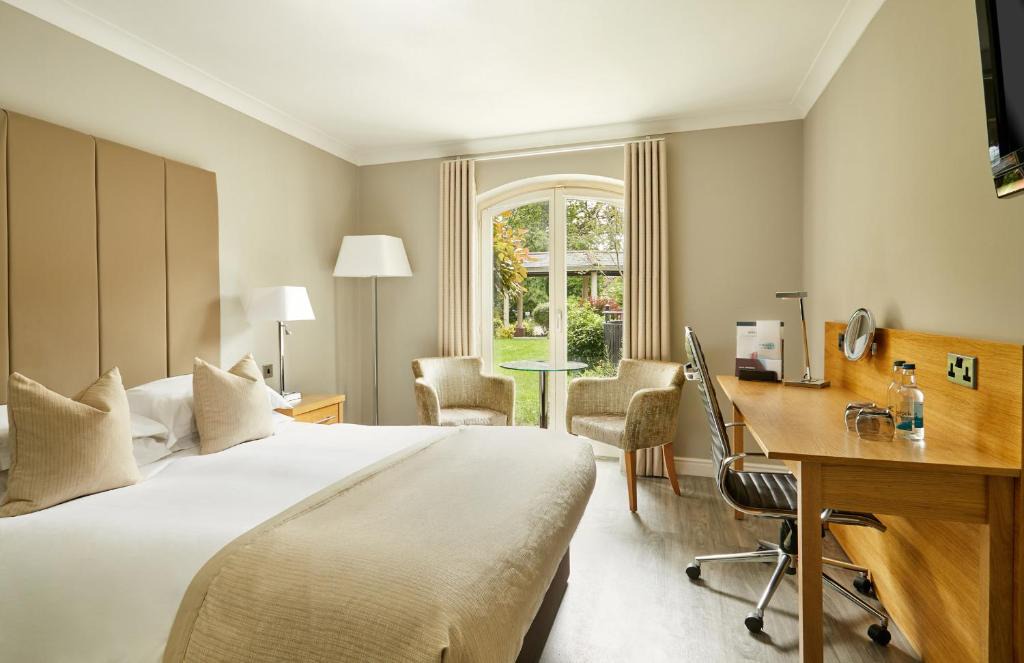 St Martins Hotel | Lion Quays Resort
