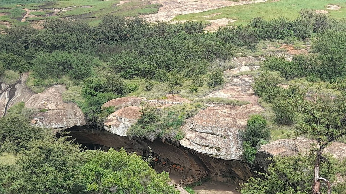 Lesotho Cabin | Liphofung cave chalets