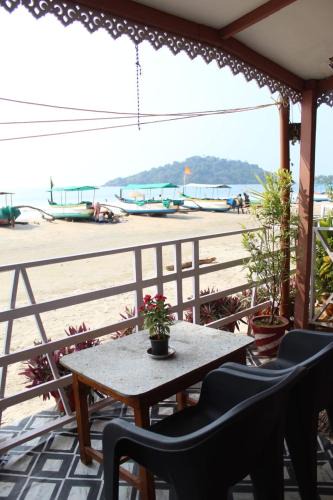 Canacona Hotel | Lira Beach Place