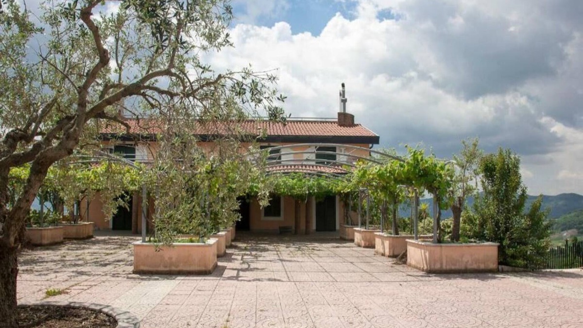 Castel Campagnano Apartment | Lisandro Wine Resort Apartment Caserta