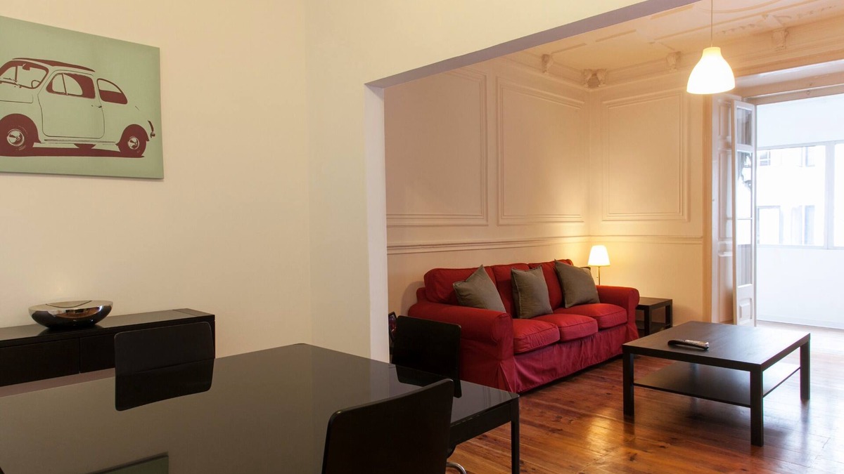 Sao Sebastiao da Pedreira Apartment | Lisbon City Center Apartment