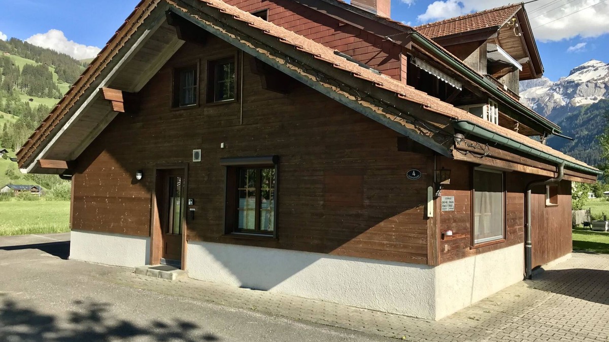 Lenk Apartment | Lischenhaus 2 - Wohnung Flösch by Interhome