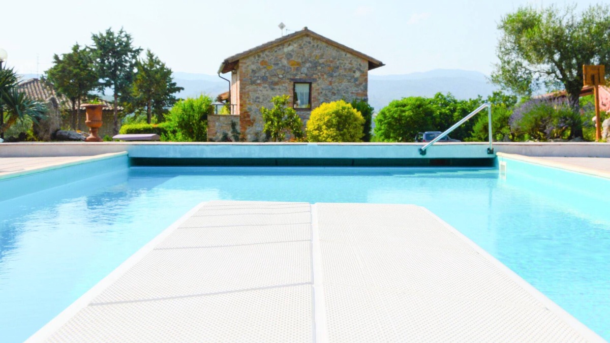 Corciano House | Lisetta Holiday homes - Ladybug House - Family House