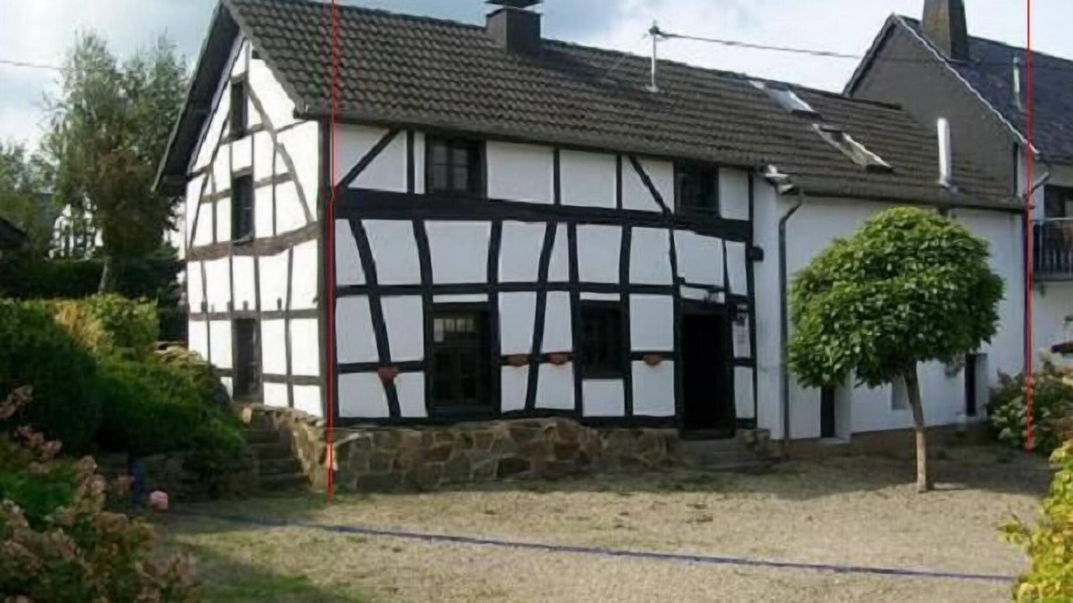 Hellenthal Apartment | Listed authentic Eifel house
