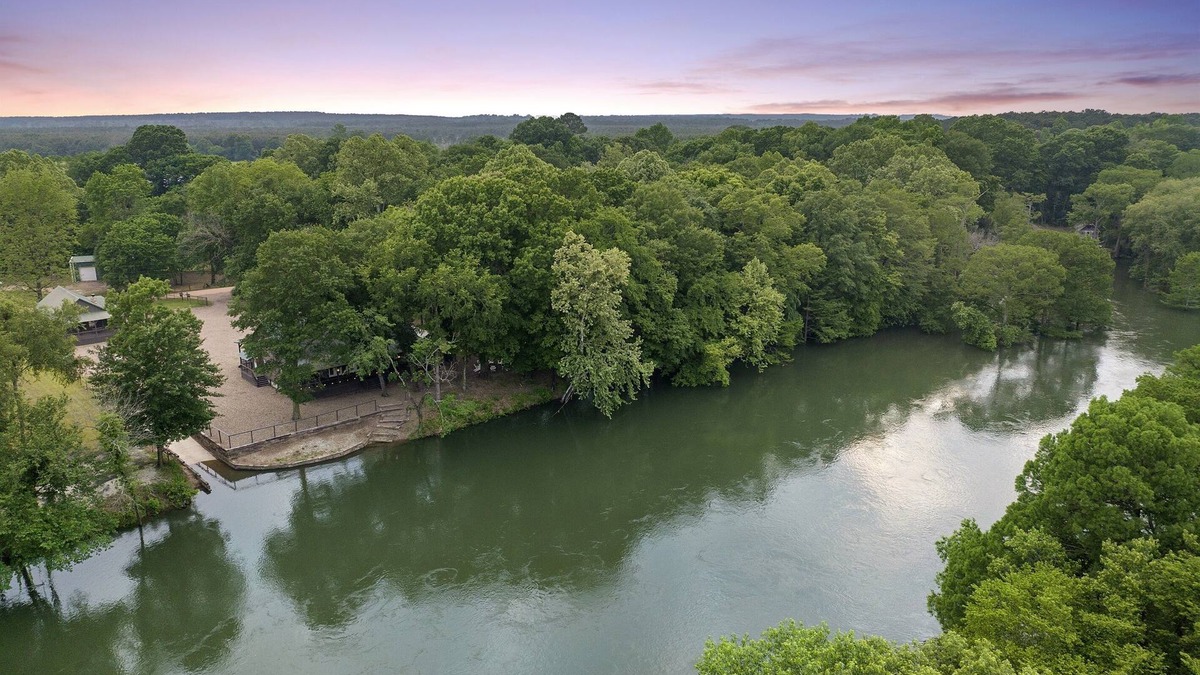 Broken Bow Cabin | Listing Includes Both Riverfront Cabins!
