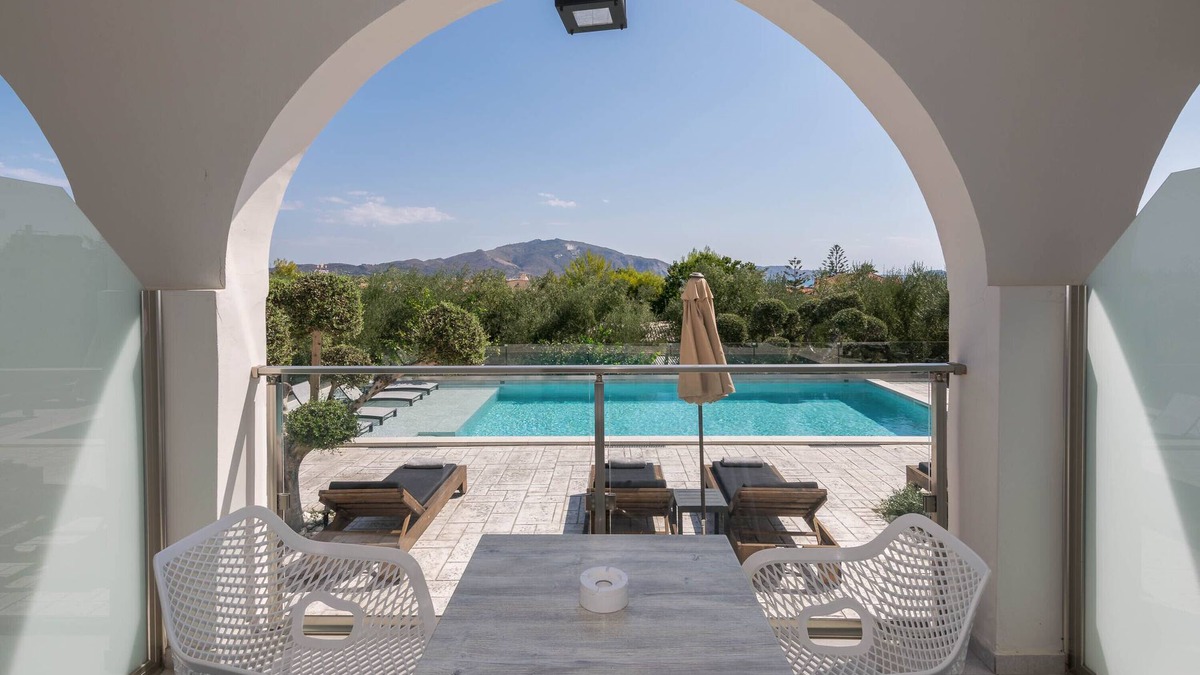 Laganas Hotel | Litore Luxury Living