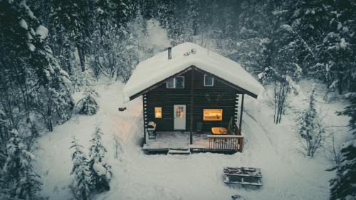 Tagish Cabin | Little Atlin Lodge
