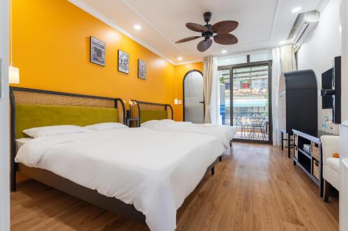 Hang Bo Apartment | Little Balcony Hang Ca - Old Quarter I Chao Hanoi