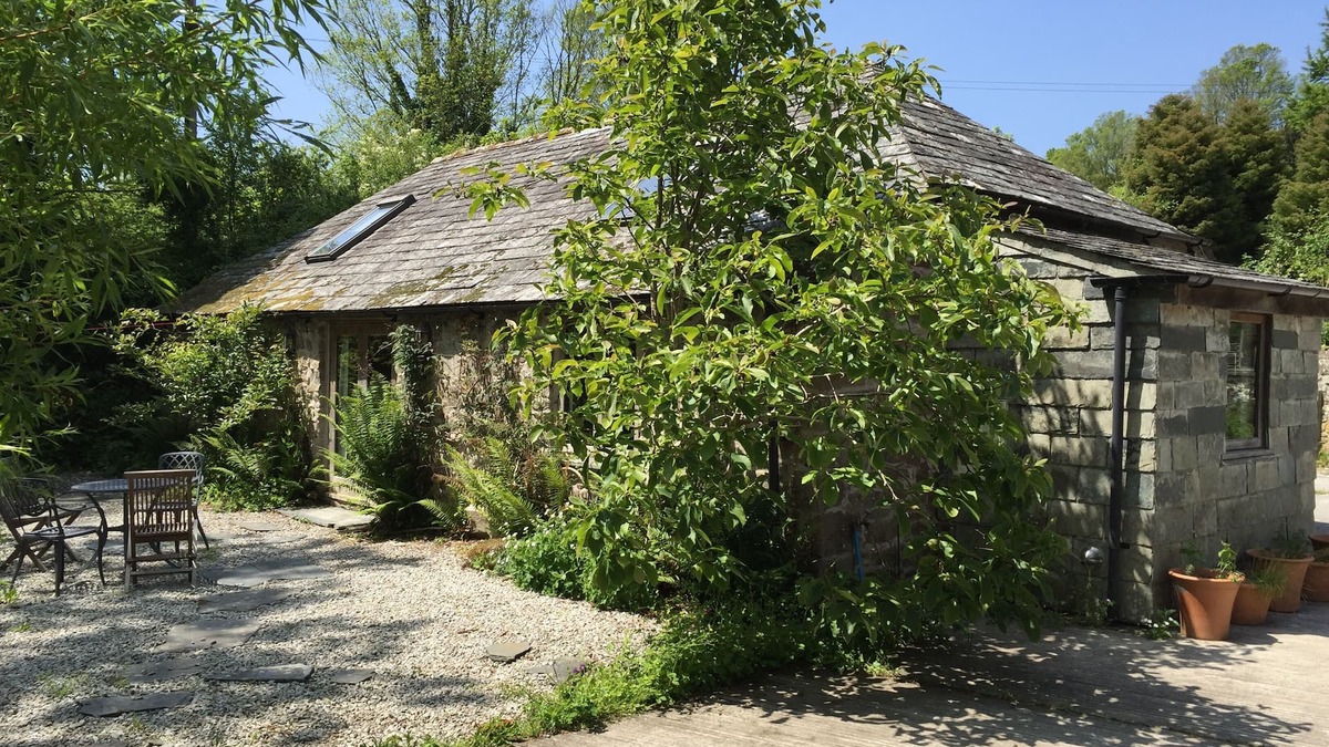 Saint Kew House | Little Barn - Cosy barn in pretty garden near Port Isaac
