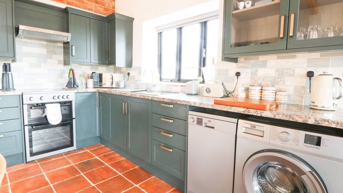 Dereham Cottage | Little Barn