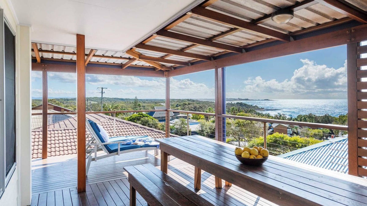 Angourie House | Little Beachies - Oceanstays