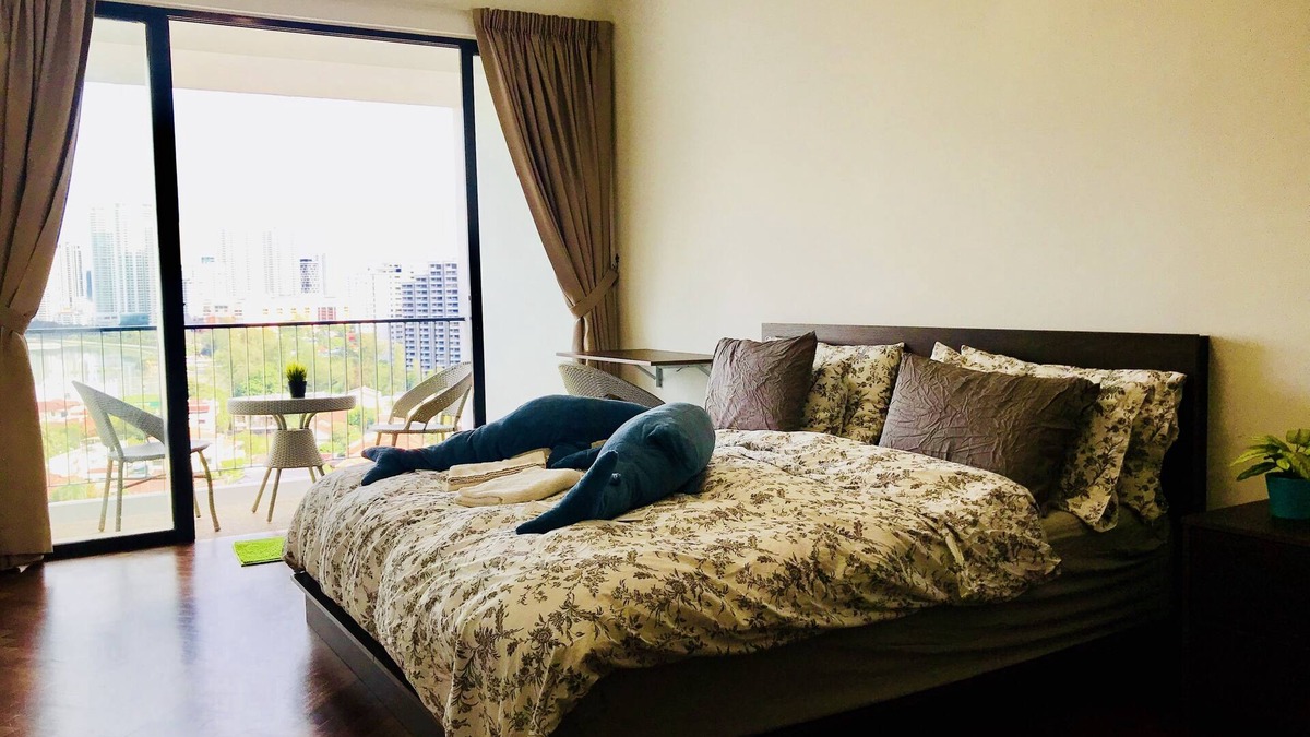 Tanjung Bungah Apartment | Little Cabin Gurney Seaview Luxury Studio