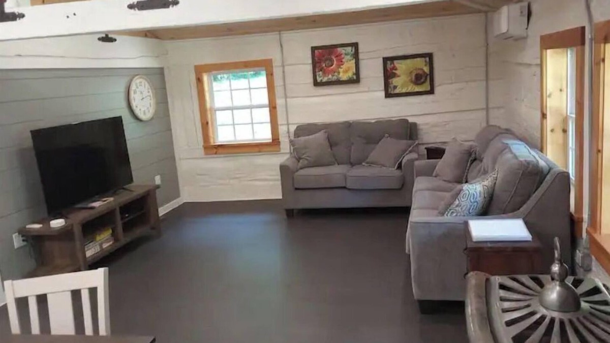 Morganton Cabin | Little Cabin in the Woods