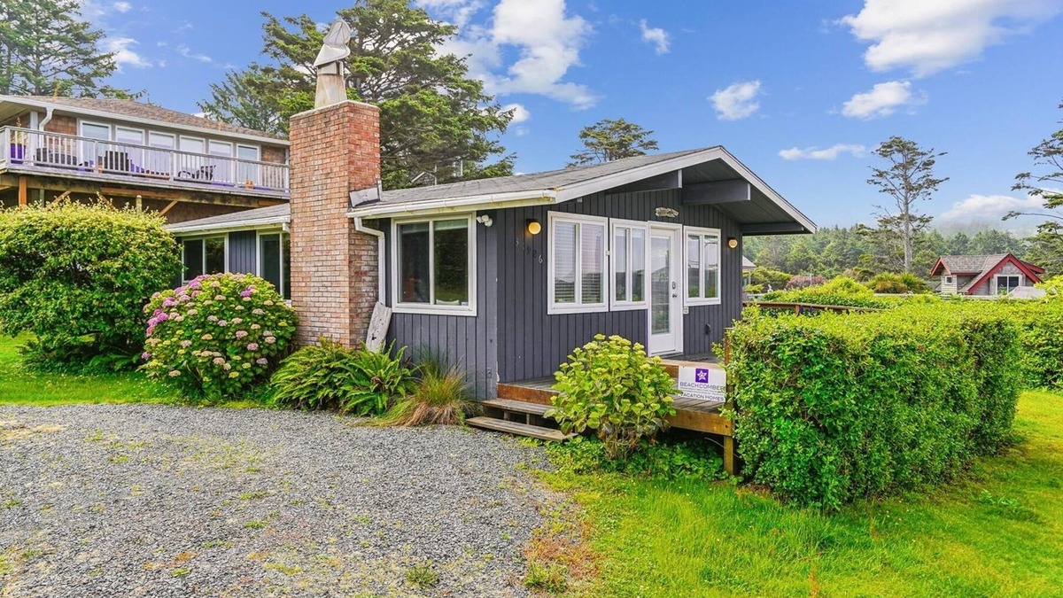 Arch Cape Cabin | Little Caper - Newly Renovated! - Beachcomber Vacation Homes