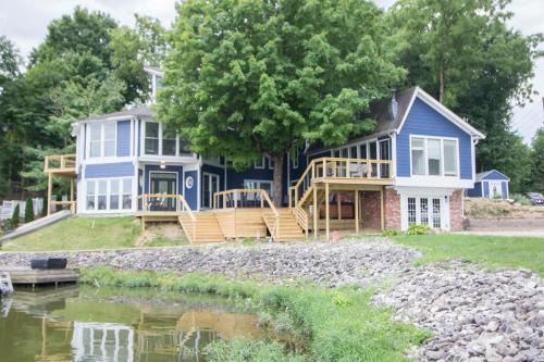Noblesville House | Little Chi Cottages