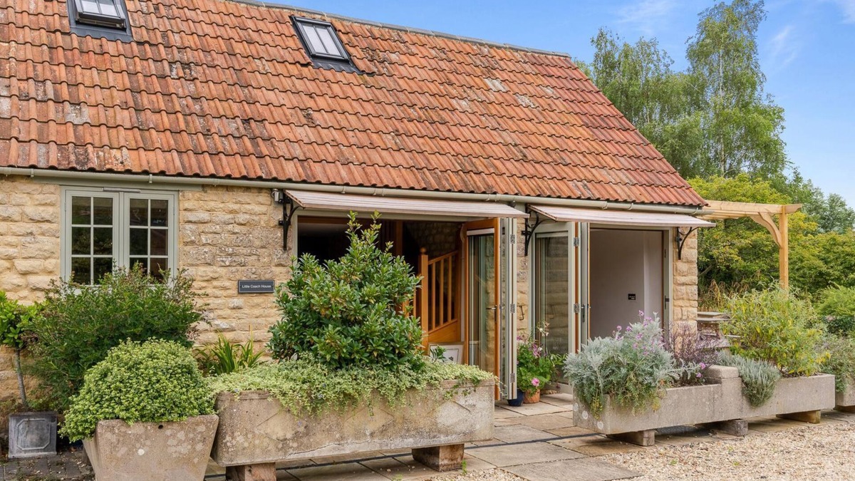 Stanton Saint John Cottage | Little Coach House - sleeps 4 guests in 2 bedrooms