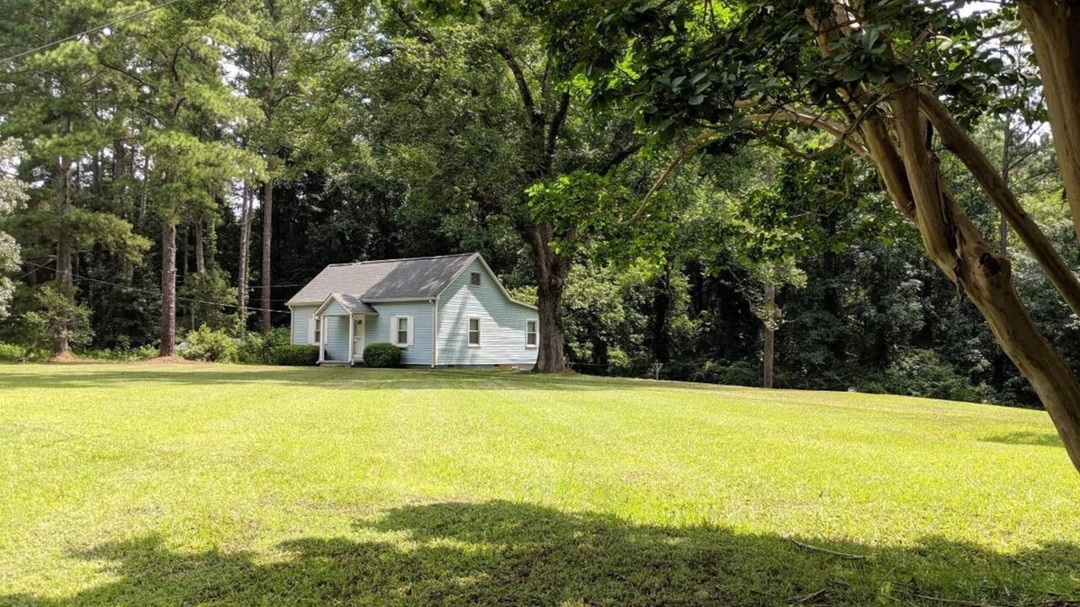 Newnan House | Little cottage in the country. 10 minutes from downtown Newnan.