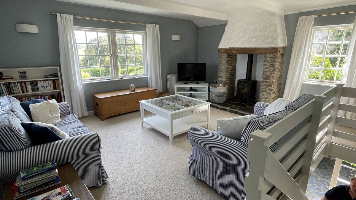 Veryan Cottage | Little Crugsillick - a barn conversion that sleeps 4 guests in 2 bedrooms