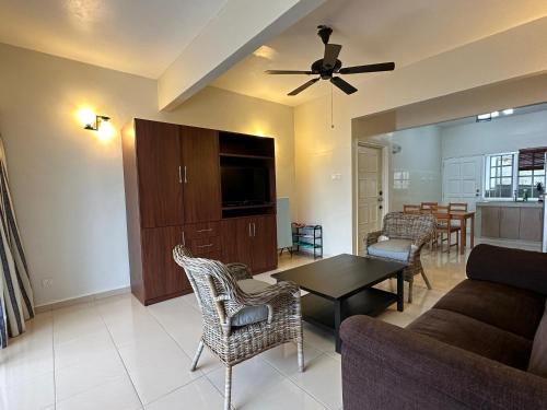 Bukit Fraser Apartment | Little England B9
