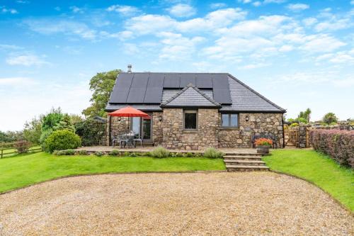 Crynant House | Little Hill End Stables - Reynoldston