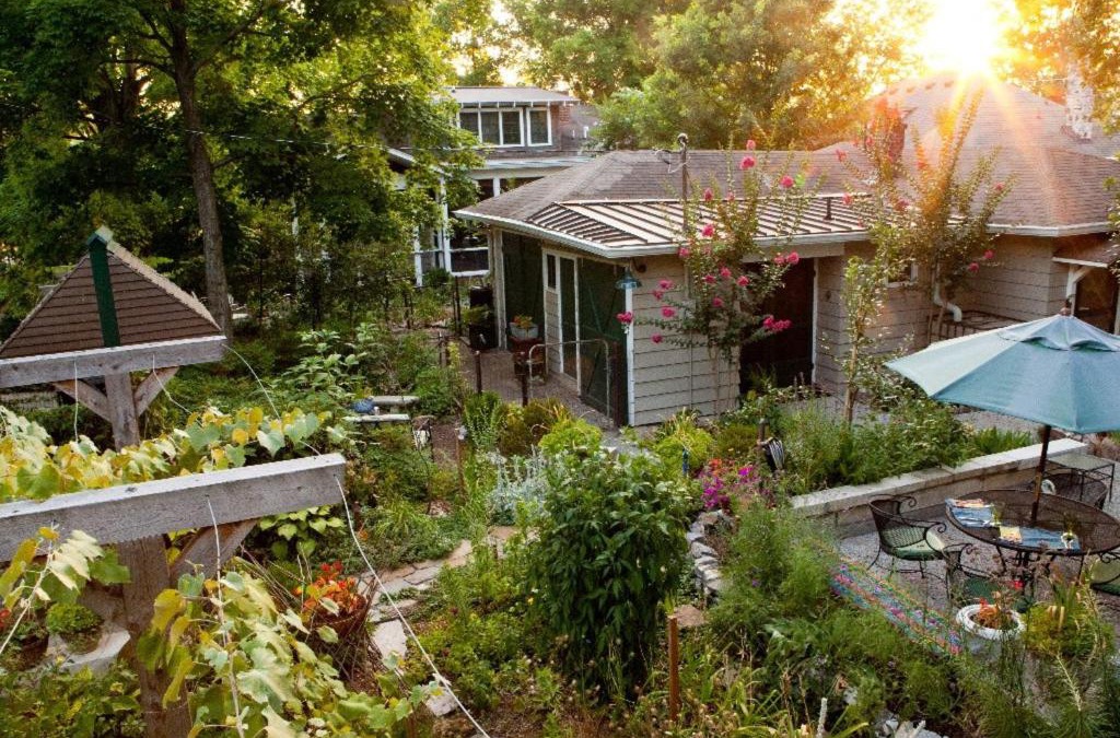 Green Hills House | Little House Nashville - Guest House