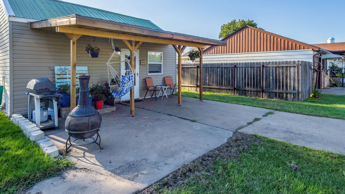 Ness City House | Little house on the Prairie, Gorgeous Kansas Sunsets