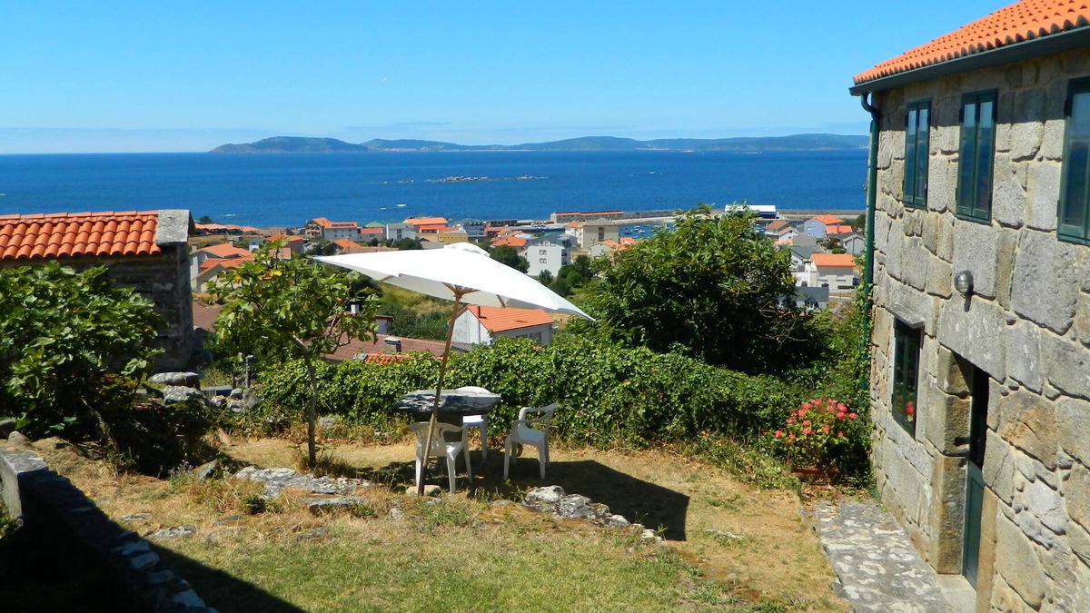 Carnota House | Little house with seaviews