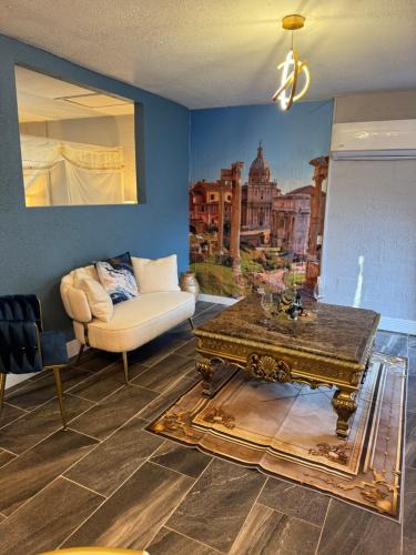 Westside Apartment | Little Italy - Welcome to Rome