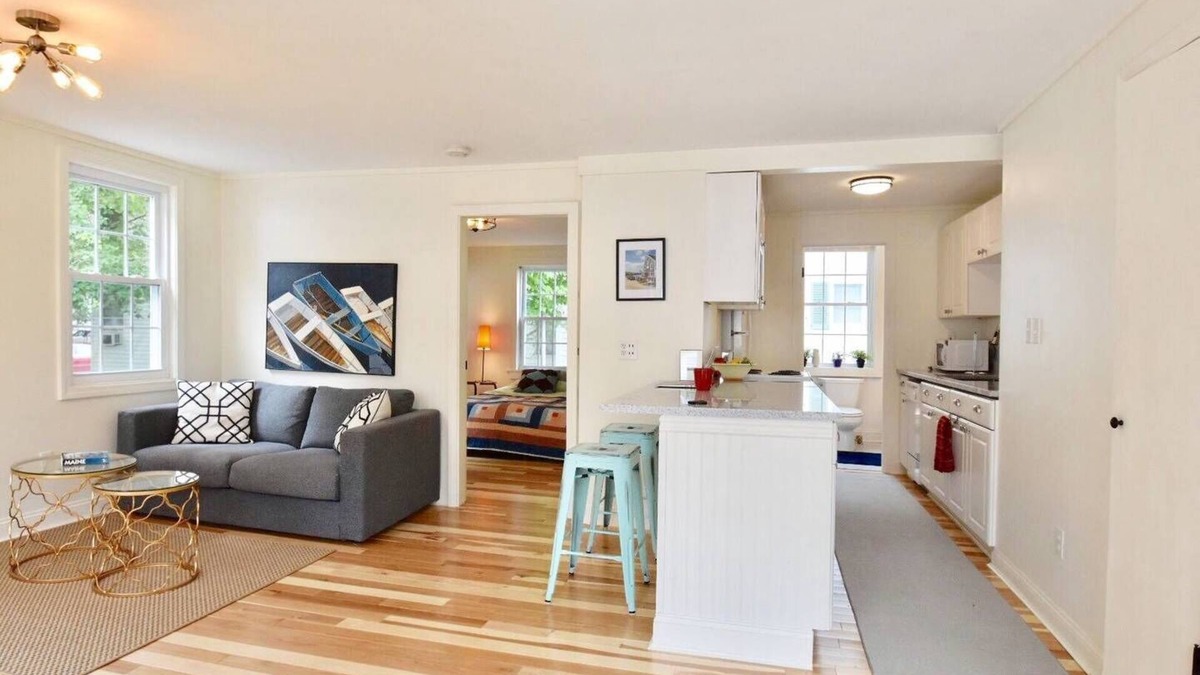 Brunswick Apartment | Little Lincoln beautiful home