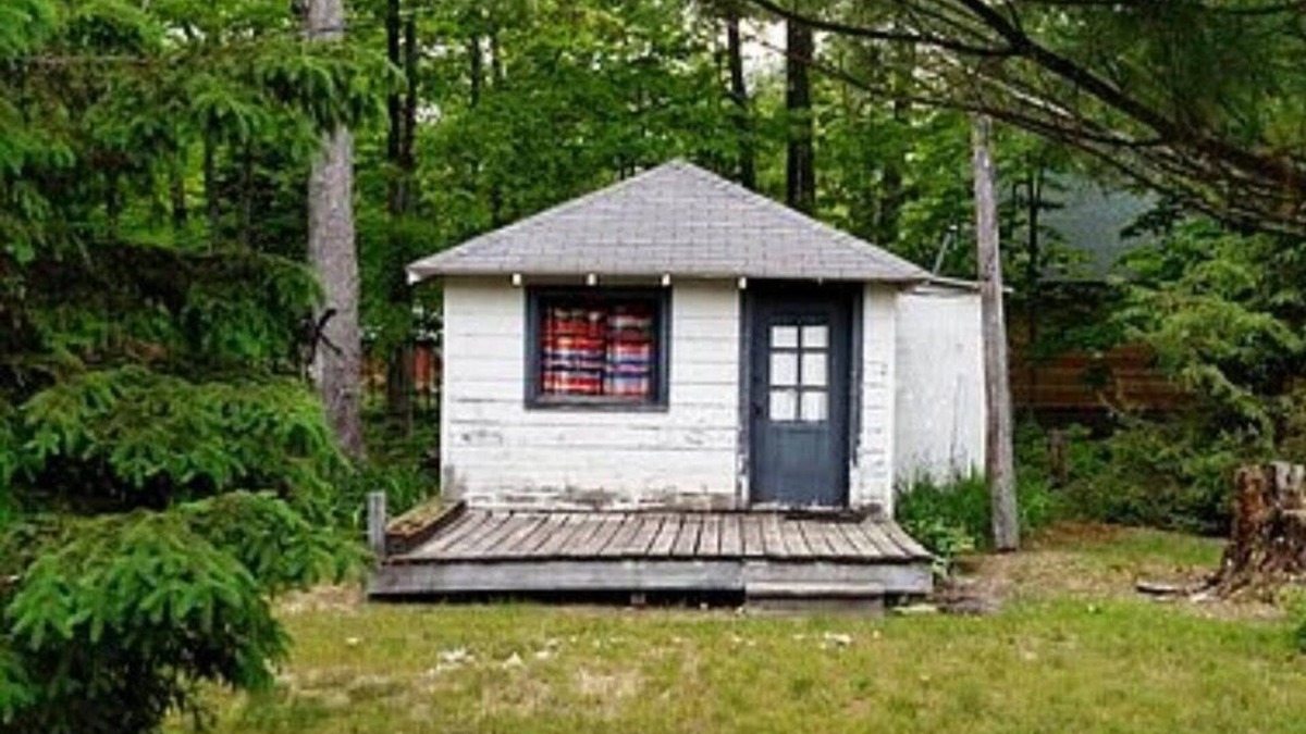 Sault Ste. Marie Cabin | Little Middle perfect for 2