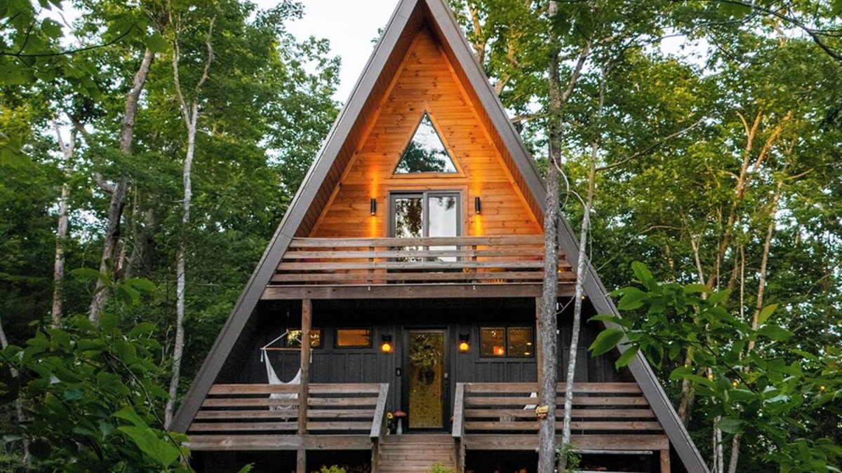 Old Fort Cabin | little mountain a-frame: a cozy, quiet retreat w/hot tub - pet friendly!