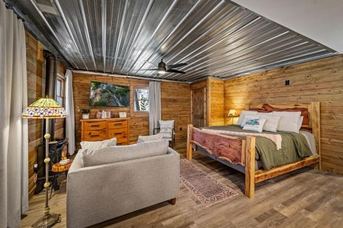 Ellijay Apartment | Little Mountain Hide Away