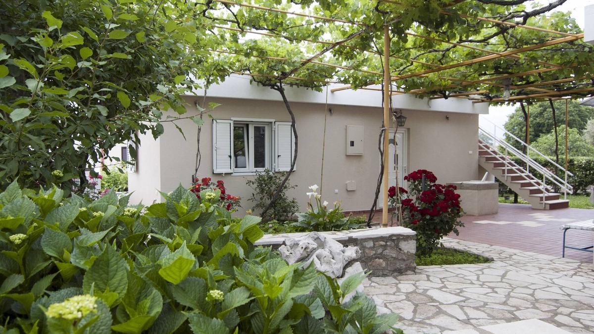 Radovici House | Little Nautilus: The best positioned apartment in Boka Bay