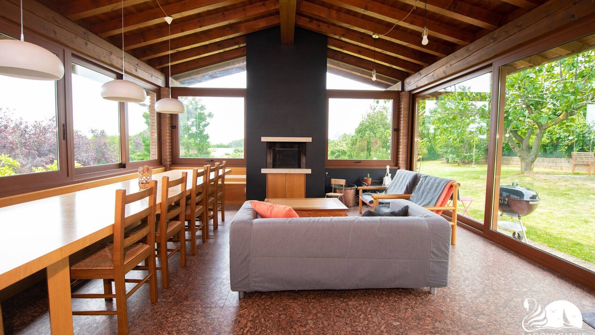 Calcinato Villa | Little Nugget