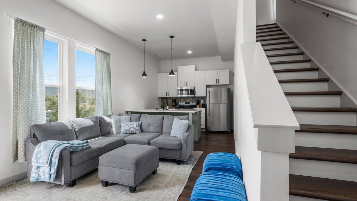 Lehi House | Little ranch in the city!