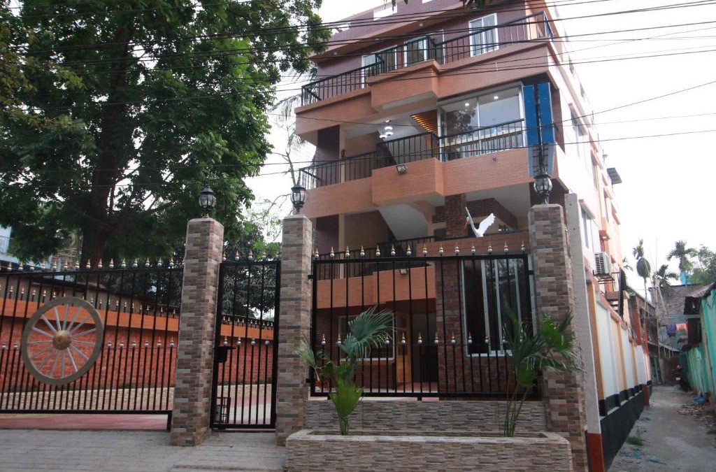 Rangpur Hotel | Little Rangpur Inn