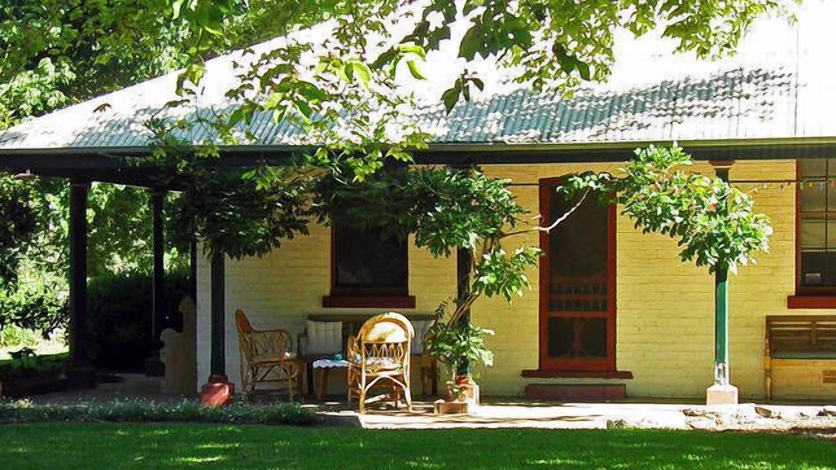 North Wagga Wagga Cottage | Little River Cottage