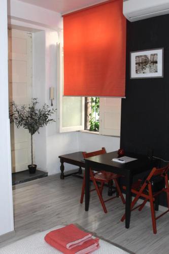 Old Town Apartment | Little Sicily