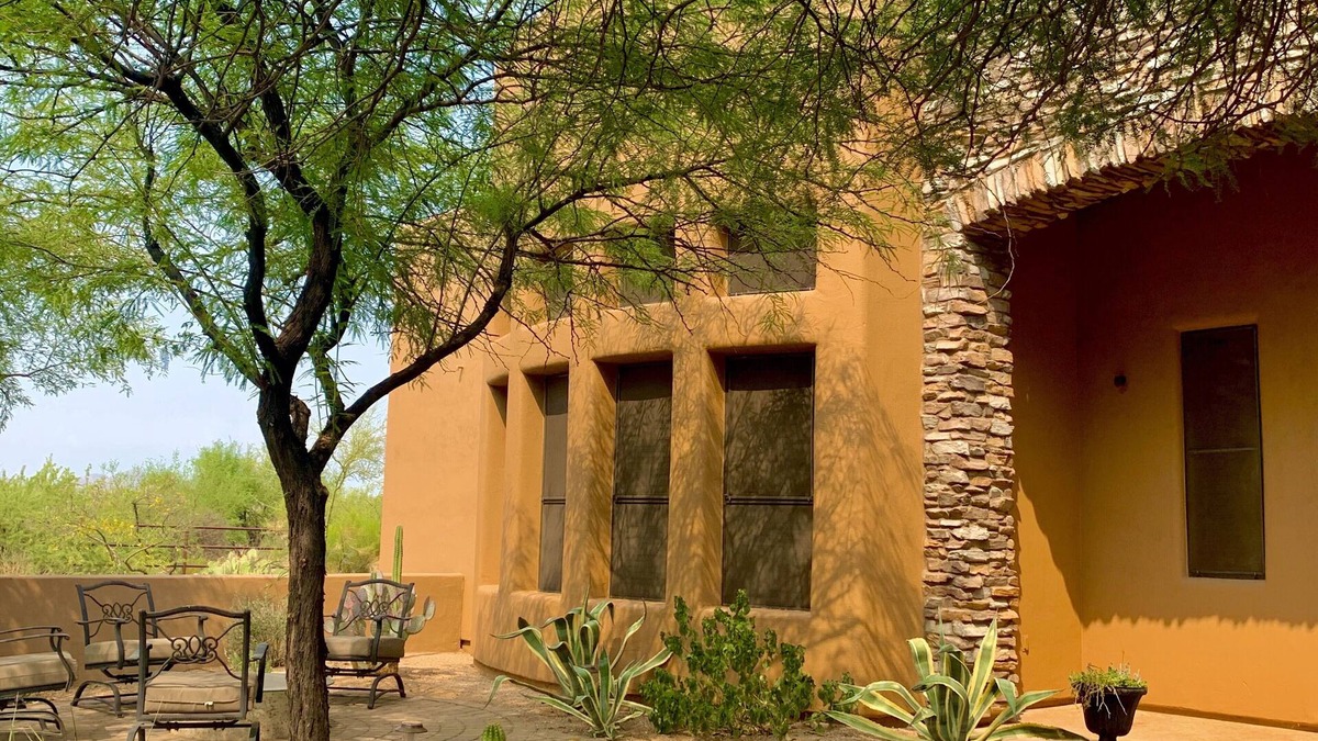 Sunrise Desert Vistas House | LITTLE SPUR Casita in N. Scottsdale with kitchen, desert views, and adventure.