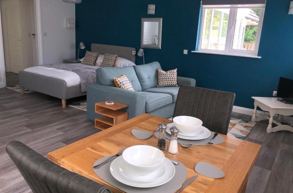 Saint Gennys Apartment | Little Valley View