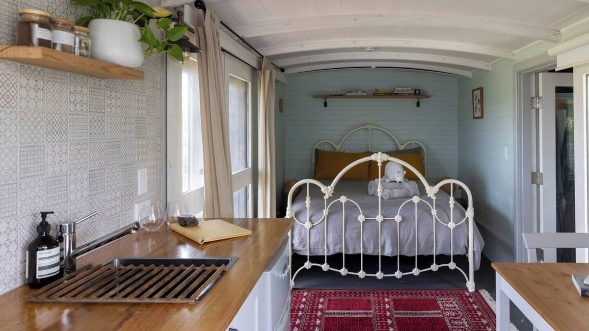 Drummond North House | Little Vineyard Caboose