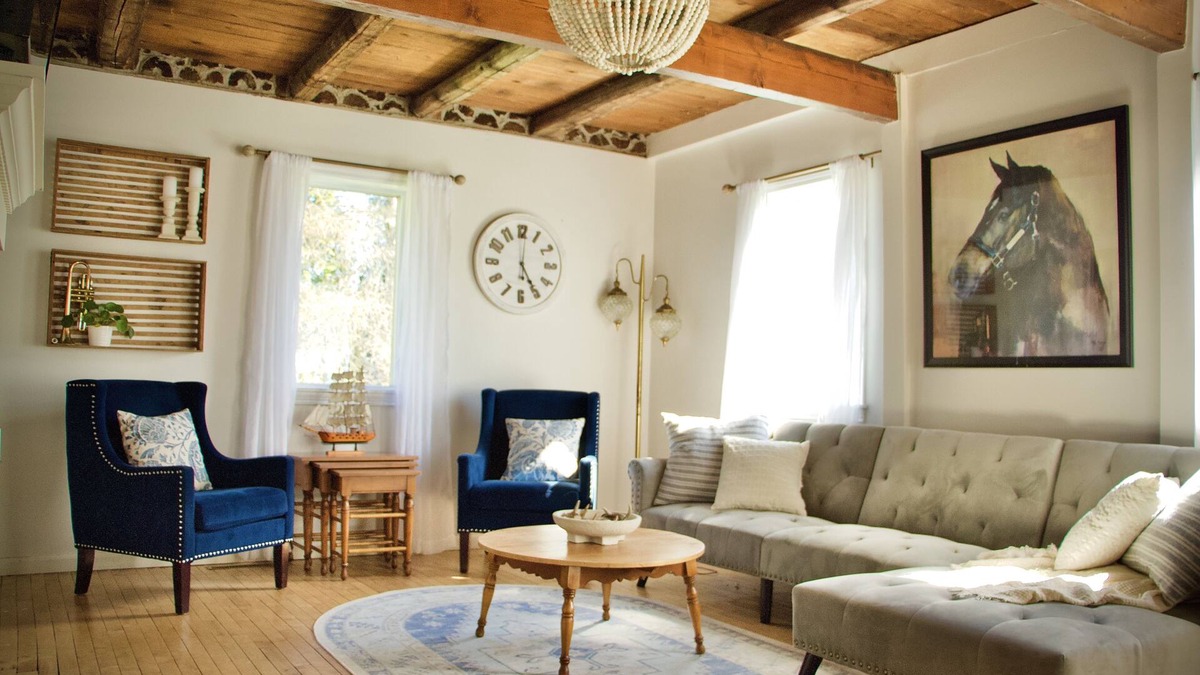 Ephraim House | Little White Farmhouse in Sister Bay