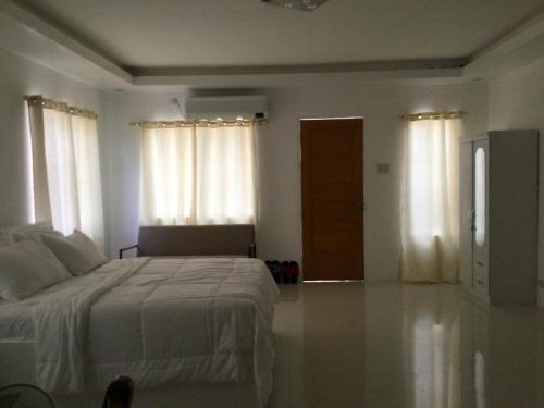 Dipolog Apartment | Little White House near Royal Farm Resort