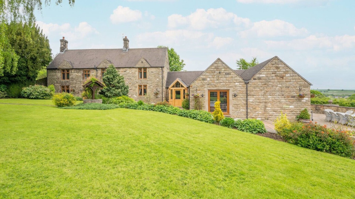 Woolley Moor House | Littlecotes Farm - Four Bedroom House, Sleeps 8