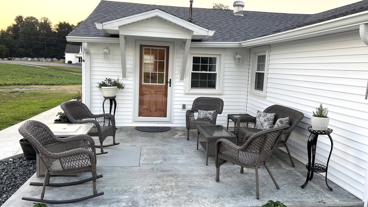 Princeton Other | Littlefield Farmhouse in Princeton, KY