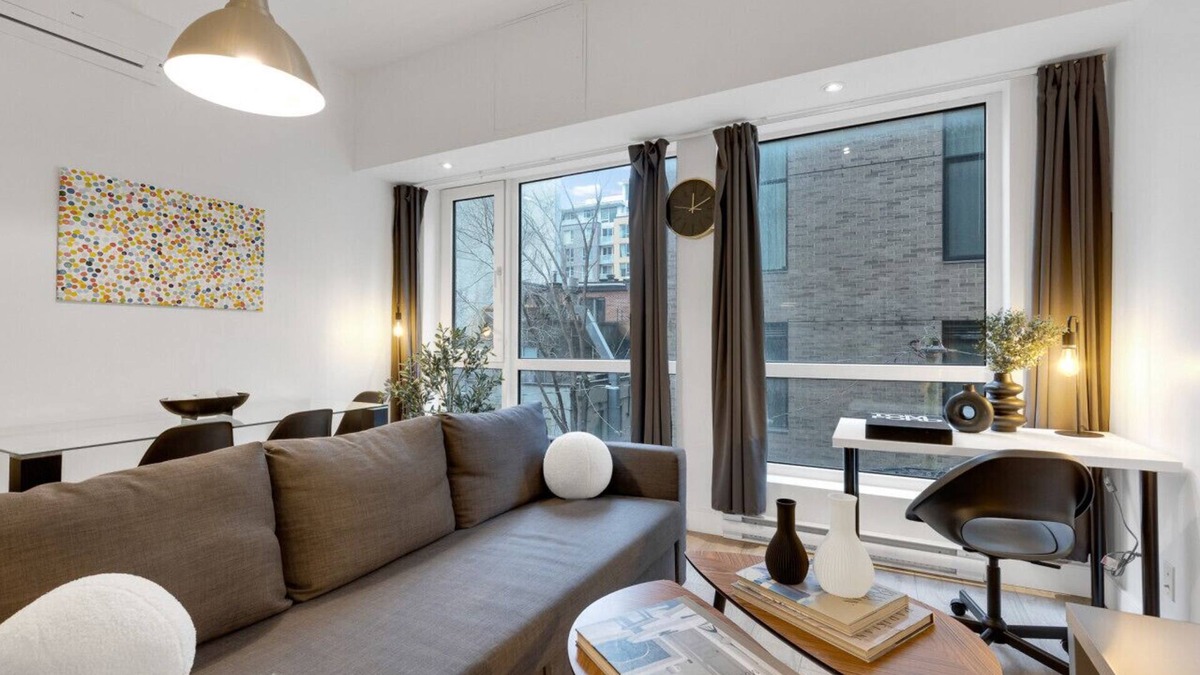 Downtown Montreal Apartment | LiV MTL Downtown-304 Spacious Double Studio Suit