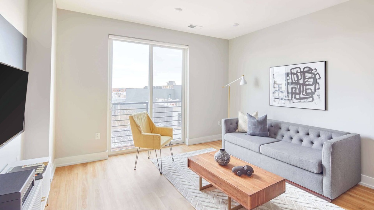 Fishtown Apartment | Live Artfully in This 2BR Stay