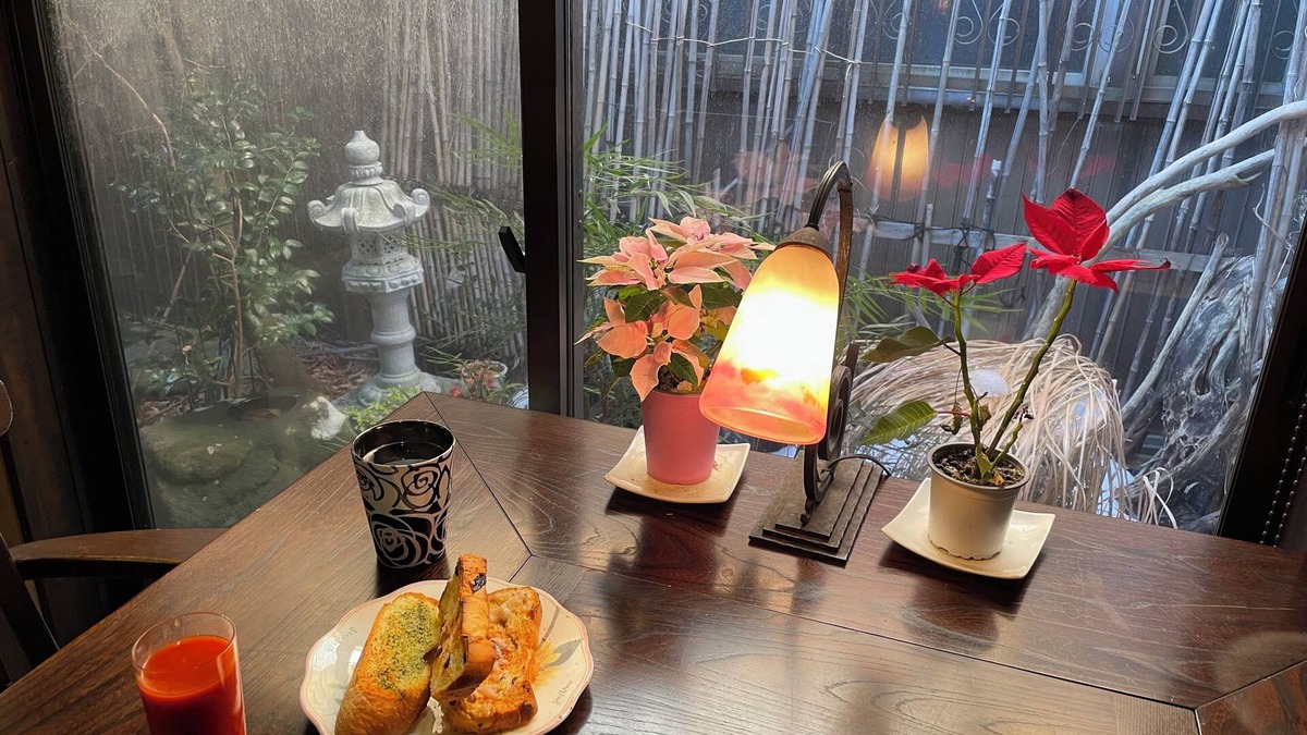 Itoigawa House | Live Cafe Hisui no Umi