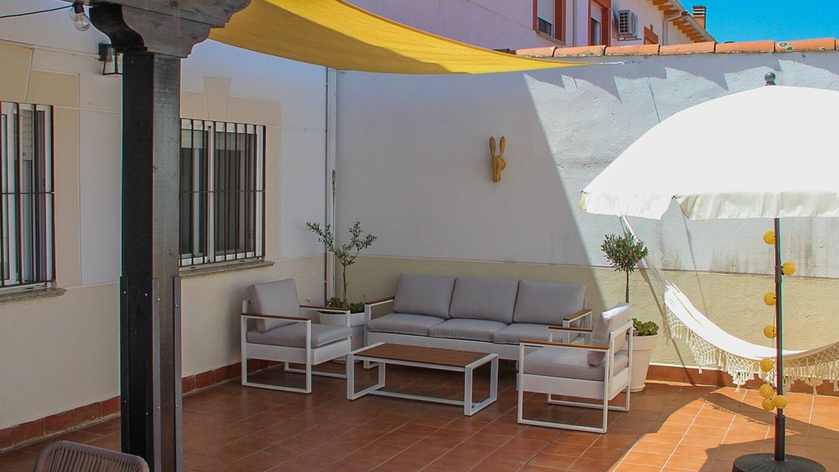 Oliva de Plasencia House | 🔆 Live CASA MAURO. ➡️ Where comfort meets rural tranquility. 🐮